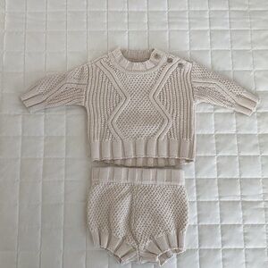 Banana Republic Baby Cream Knit Sweater & Bloomer Set 3–6M